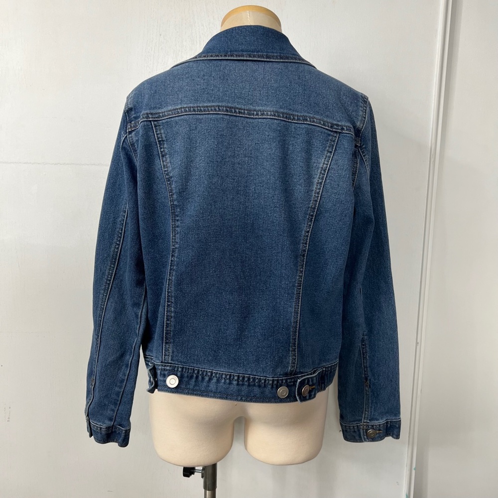 Jean Jacket - Picture 3 of 4